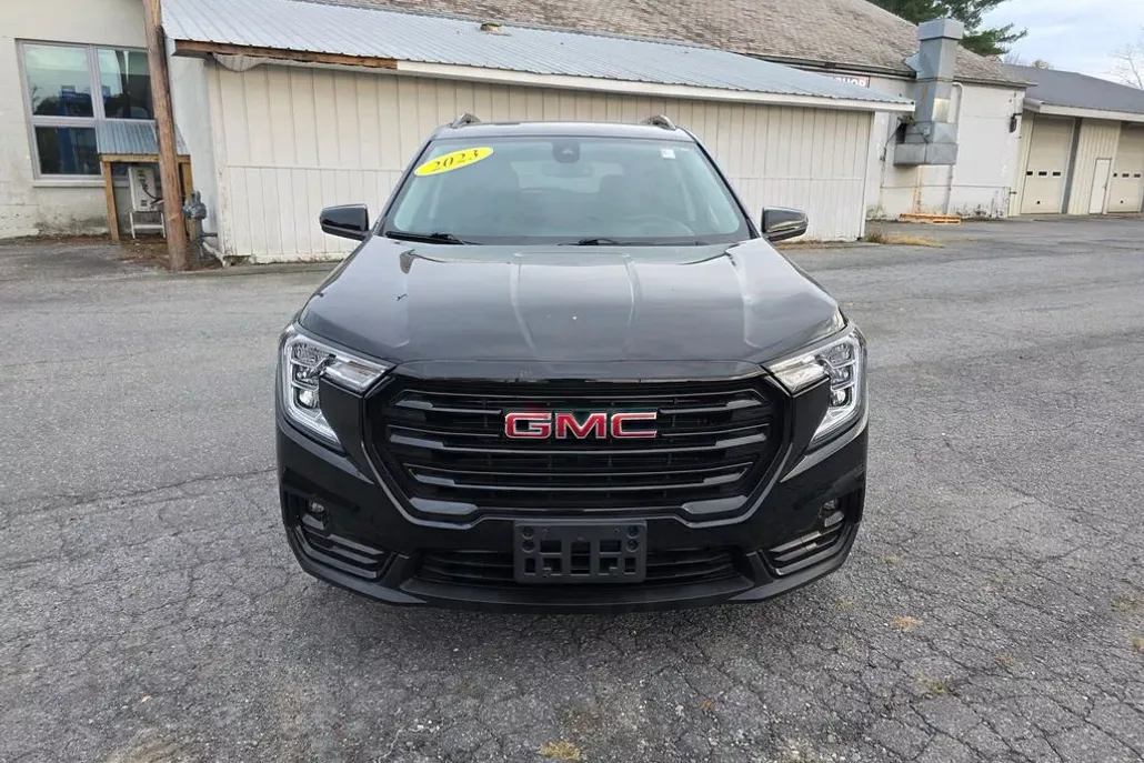 2023 Gmc Terrain SLT photo 1