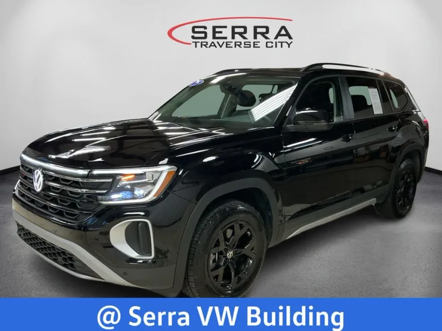 2025 Volkswagen Atlas Peak Edition photo 1
