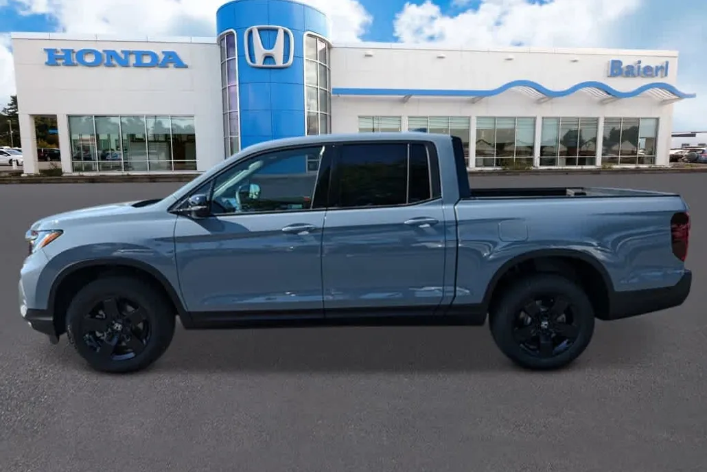 2026 Honda Ridgeline Black Edition photo 1