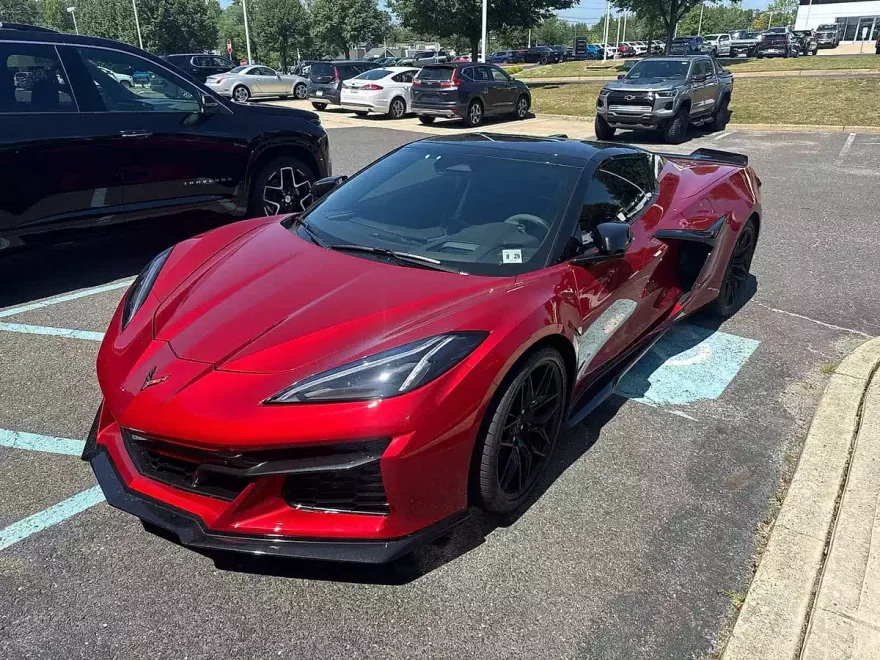 2024 Chevrolet Corvette Z06 3LZ photo 1