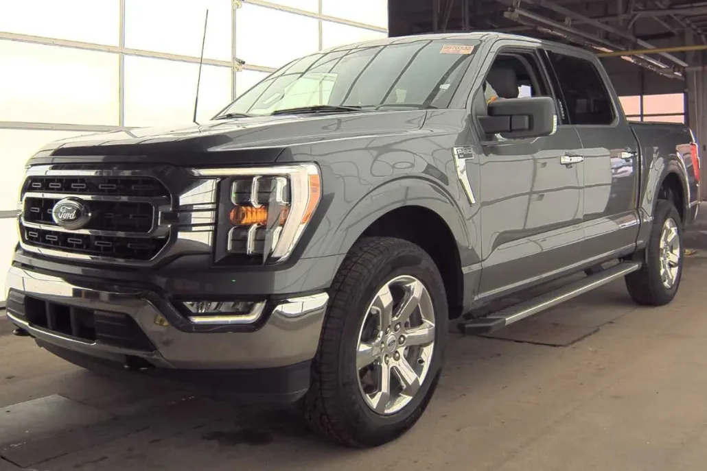 2023 Ford F-150 XLT photo 1