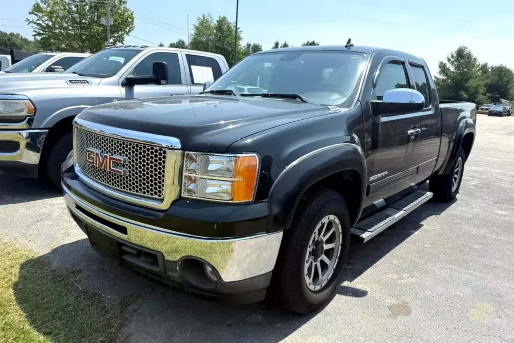 2011 Gmc Sierra 1500 SLE photo 1