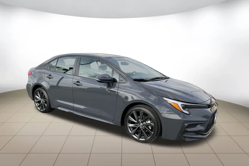 2024 Toyota Corolla SE photo 1