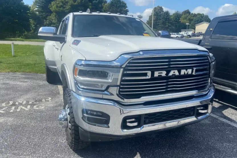 2019 Ram 3500 Laramie photo 1
