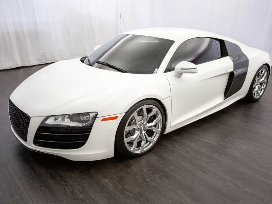 2011 Audi R8 5.2 photo 4