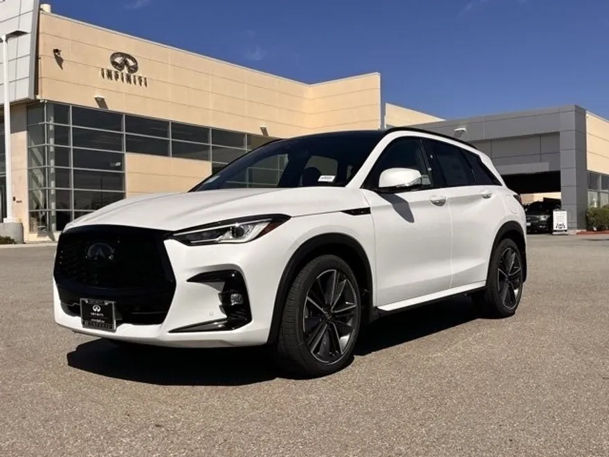 2025 Infiniti QX50 Luxe AWD photo 1