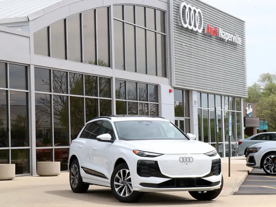 2025 Audi Q6 E-tron Premium photo 1