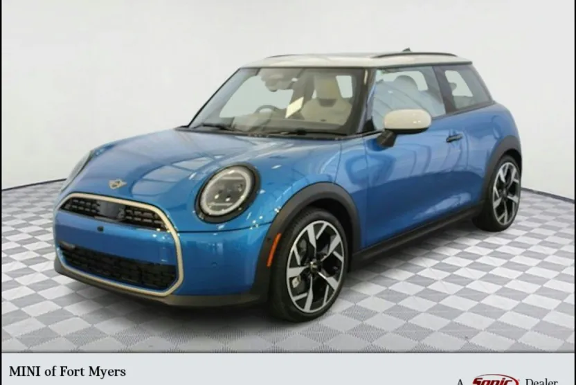 2025 Mini Cooper 2 Door Hardtop photo 1