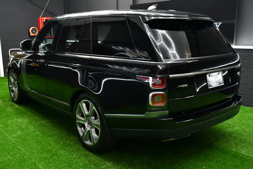 2020 Land Rover Range Rover HSE photo 1