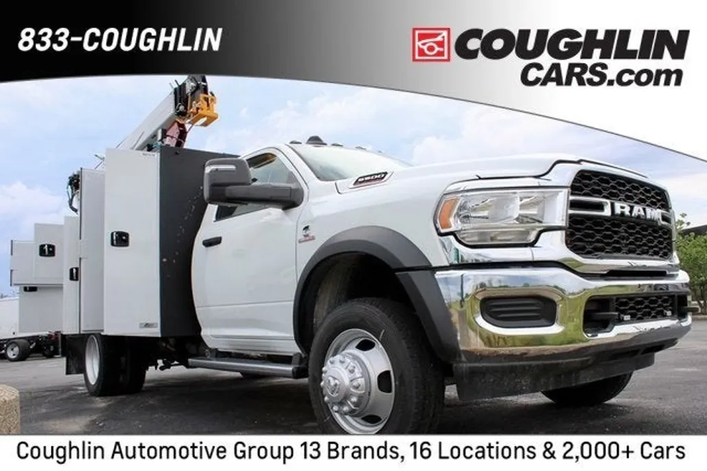 2023 Ram 5500 Tradesman photo 1