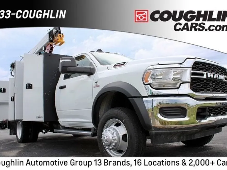 2023 Ram 5500 Tradesman photo 1