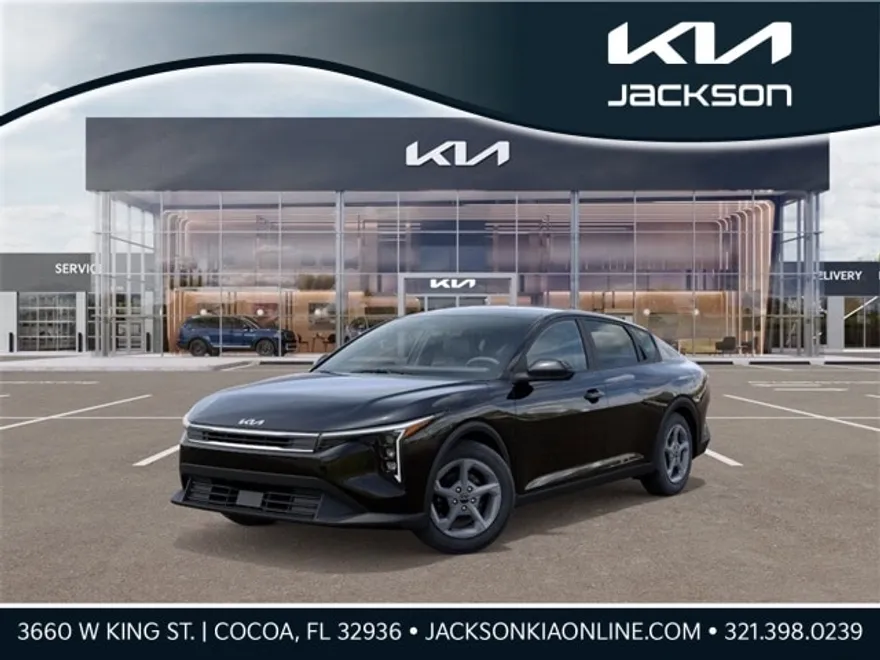 2025 Kia K4 LXS photo 1