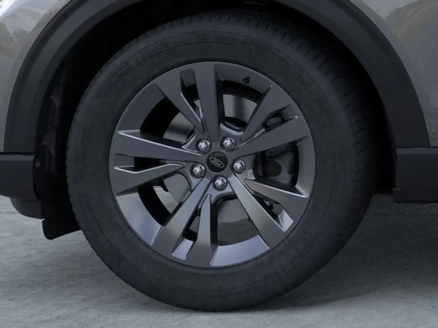 2025 Ford Explorer photo 1