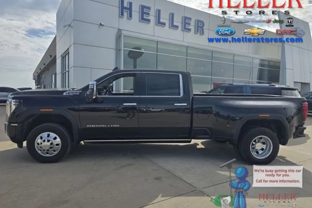 2024 Gmc Sierra HD Denali photo 1
