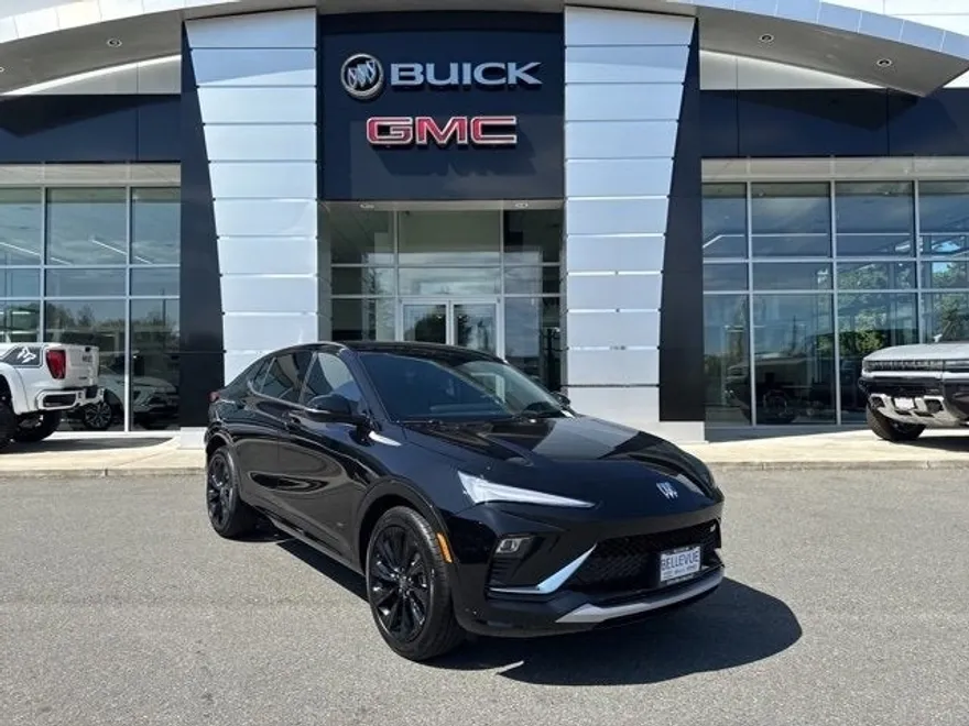 2025 Buick Envista ST photo 1