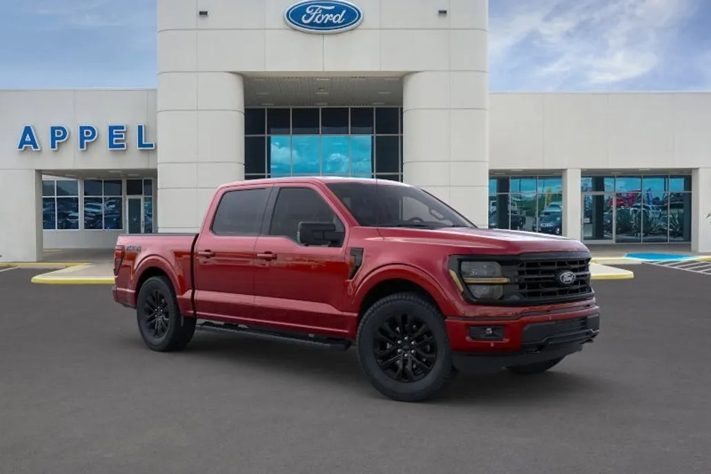2025 Ford F-150 XLT photo 1