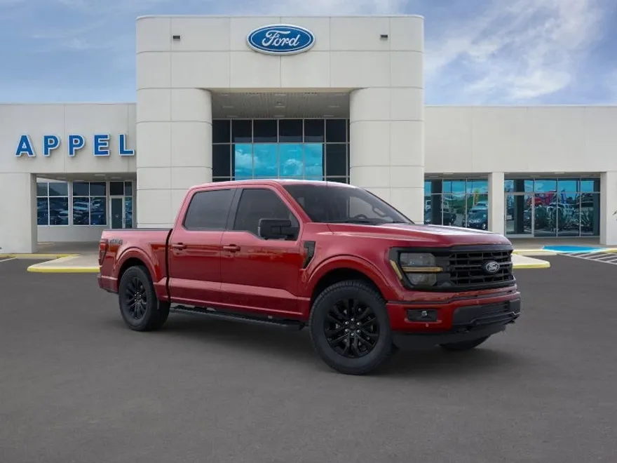 2025 Ford F-150 XLT photo 1