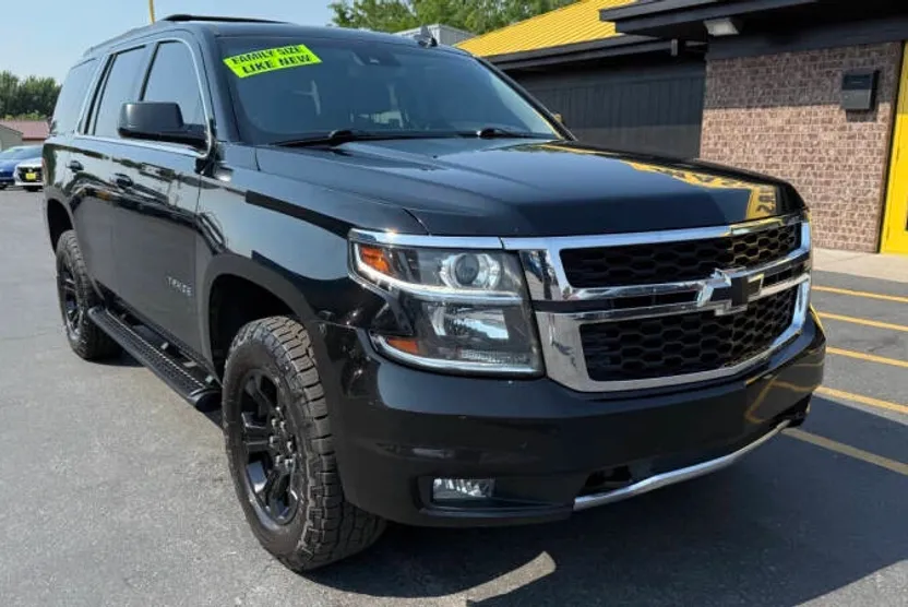 2020 Chevrolet Tahoe LT photo 1
