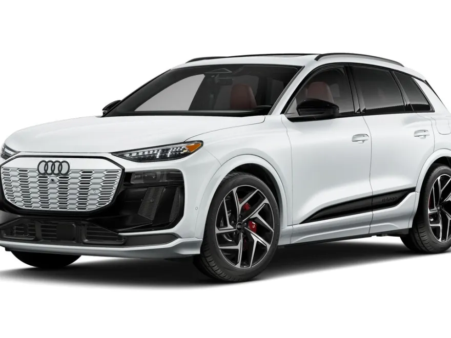2025 Audi SQ6 photo 1