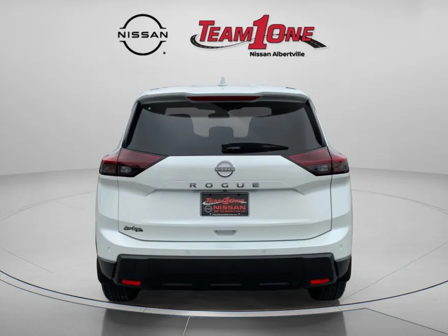 2026 Nissan Rogue SV photo 1