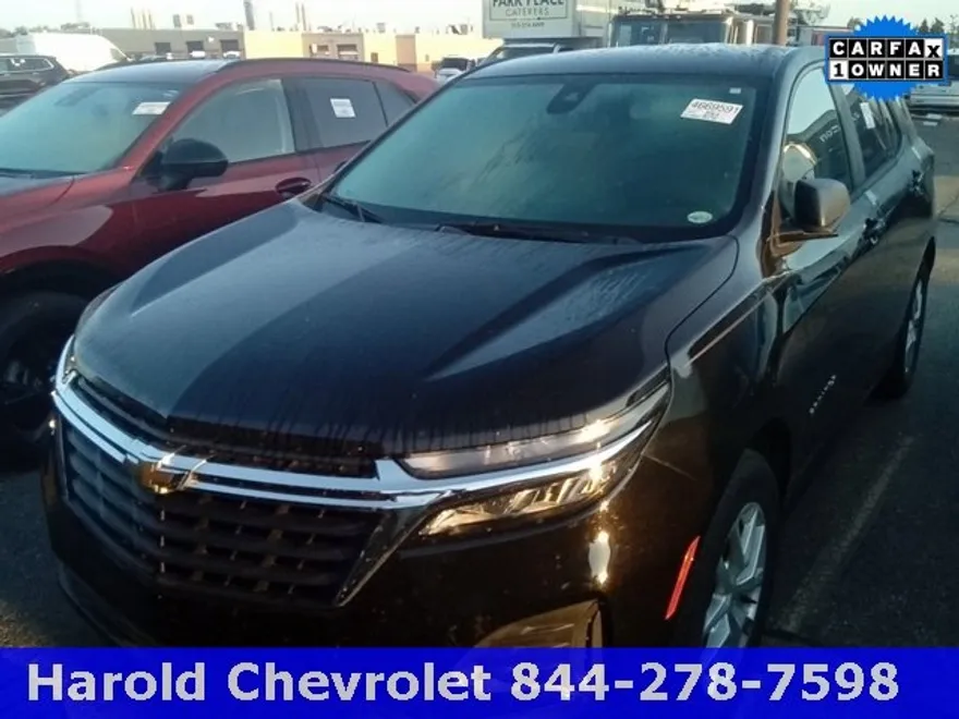 2023 Chevrolet Equinox LS photo 1