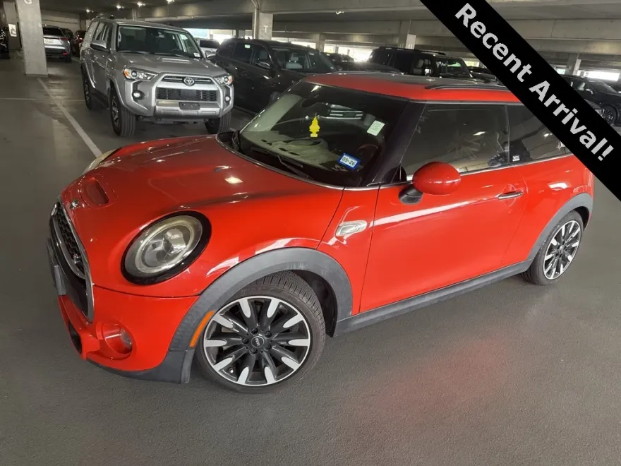 2019 Mini Cooper Hardtop S photo 1
