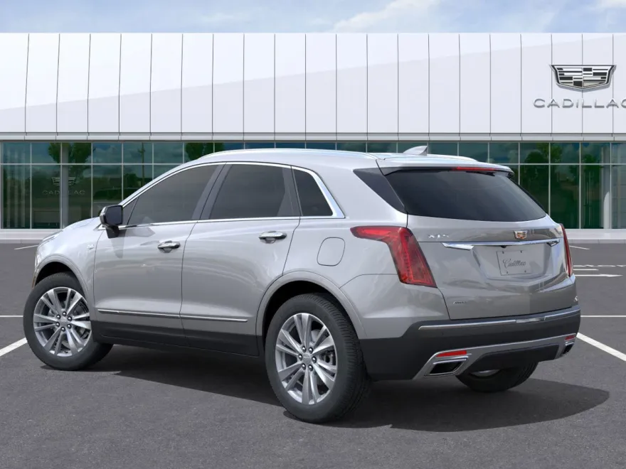 2025 Cadillac XT5 Premium Luxury photo 3