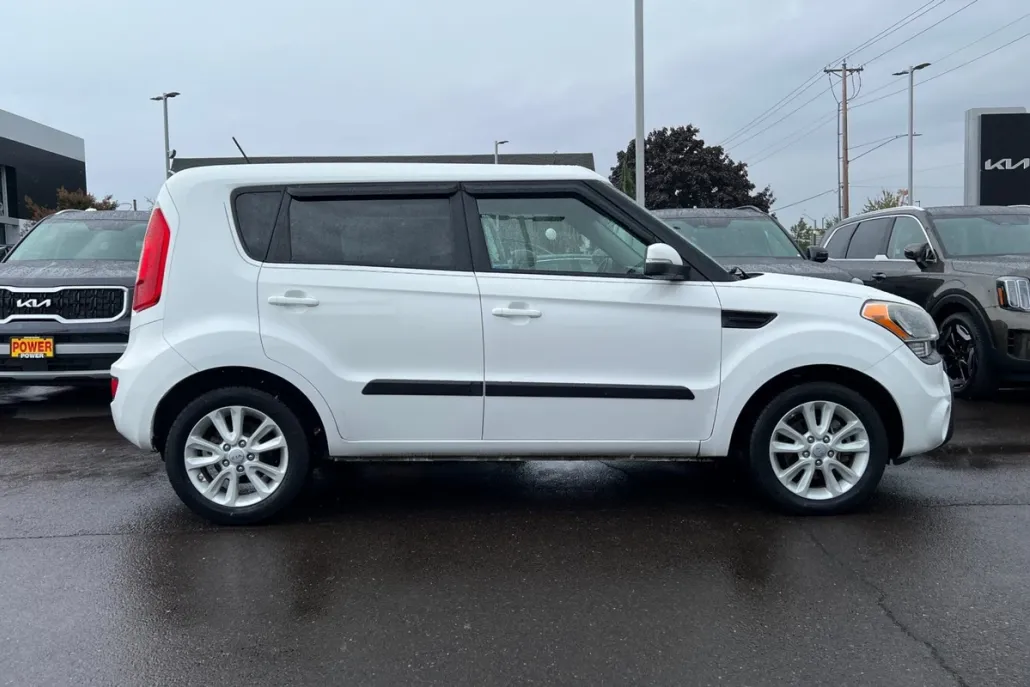 2013 Kia Soul Plus photo 1