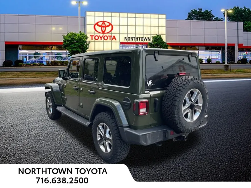 2021 Jeep Wrangler Unlimited Sahara photo 1