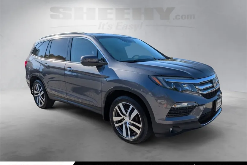 2016 Honda Pilot Elite photo 1