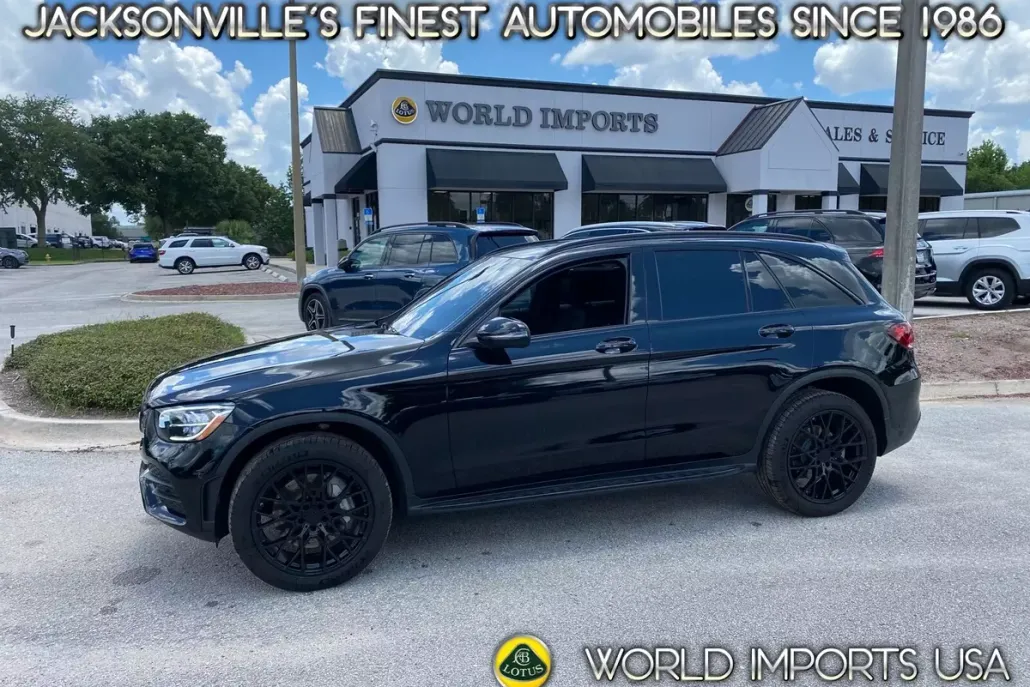 2022 Mercedes Benz GLC 300 photo 1