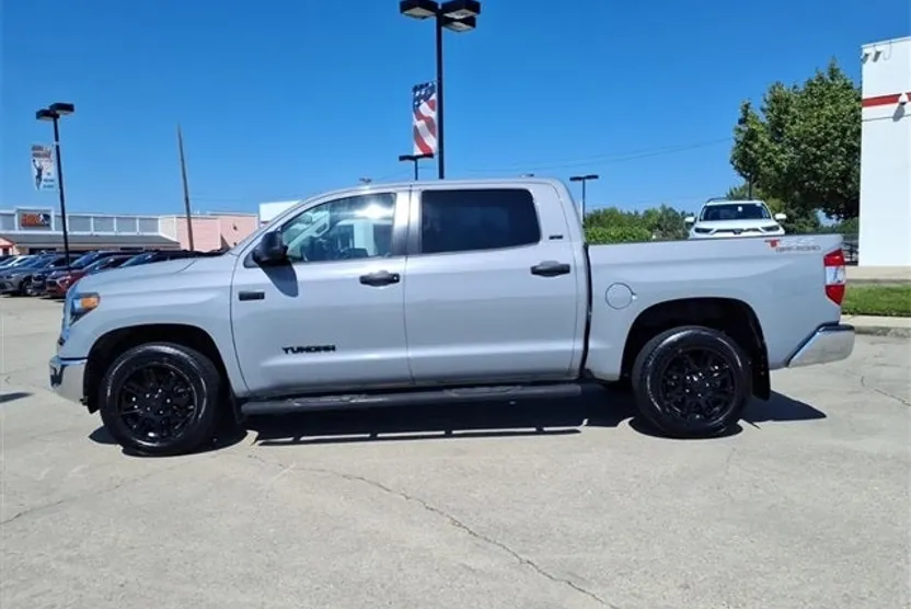 2021 Toyota Tundra SR5 Grade photo 1