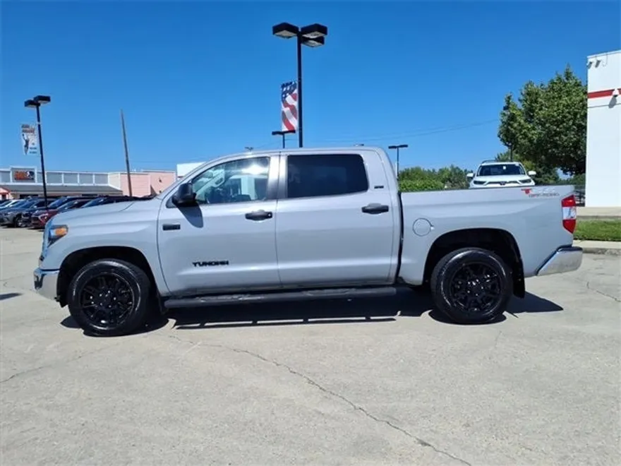 2021 Toyota Tundra SR5 Grade photo 1