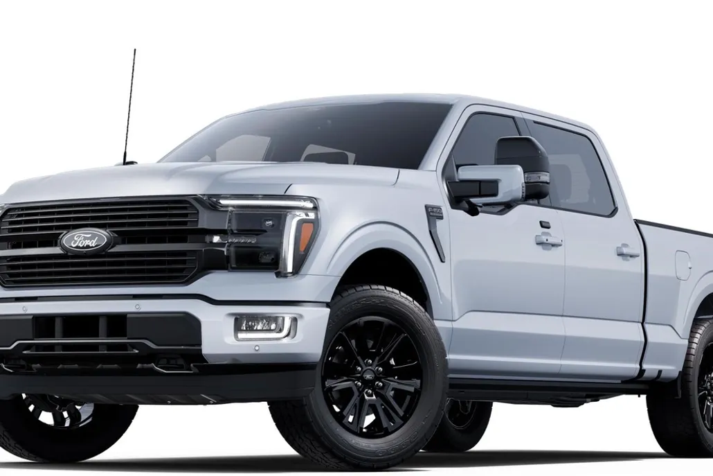 2025 Ford F-150 Platinum photo 1