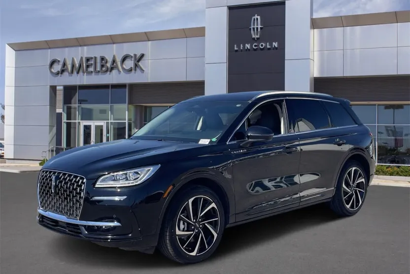 2024 Lincoln Corsair Grand Touring photo 1