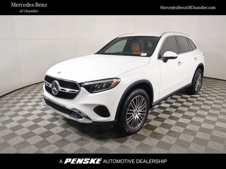 2026 Mercedes Benz GLC 300 photo 1