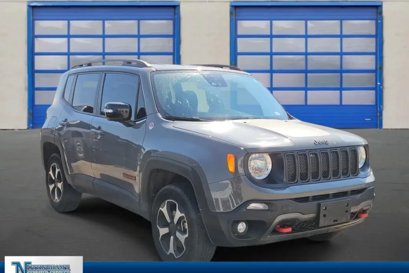 2022 Jeep Renegade Trailhawk photo 1