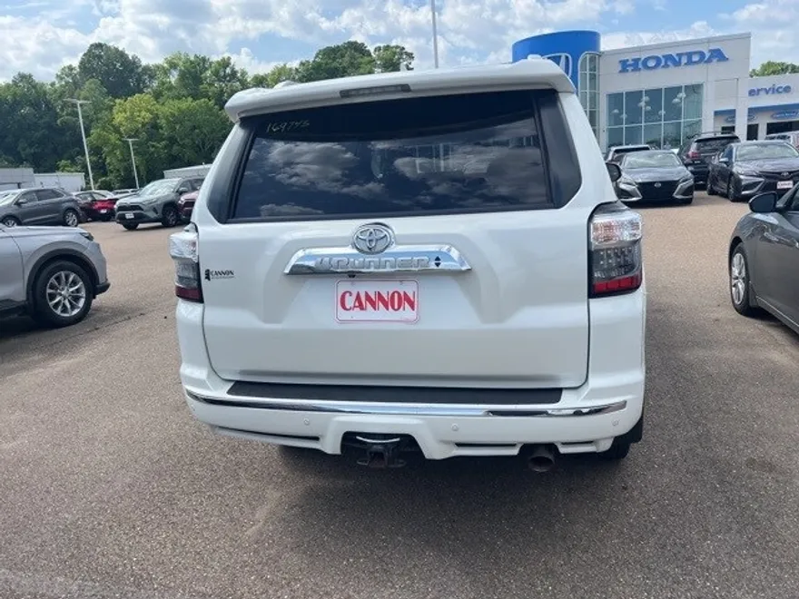 2018 Toyota 4Runner Limited photo 1