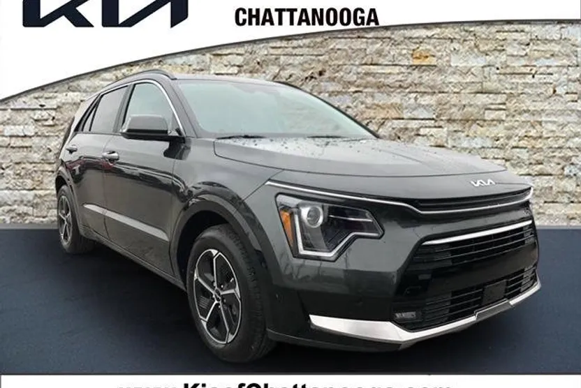 2025 Kia Niro SX photo 1