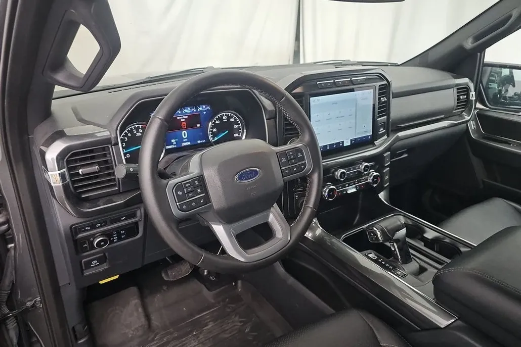 2023 Ford F-150 XLT photo 1