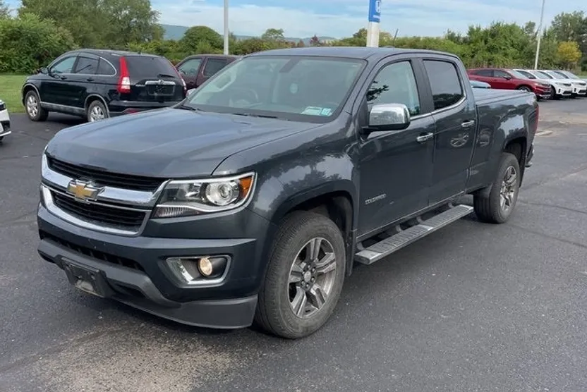 2016 Chevrolet Colorado LT photo 1