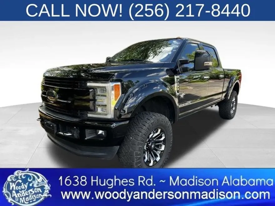 2018 Ford F-250 Lariat photo 1