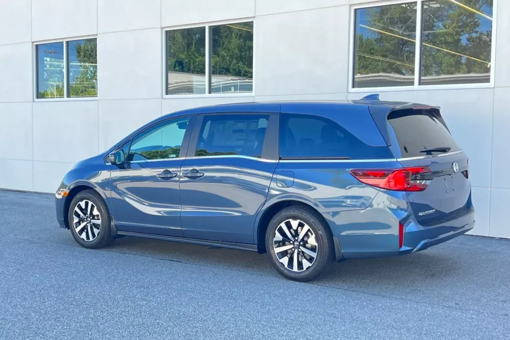 2026 Honda Odyssey EX-L photo 1