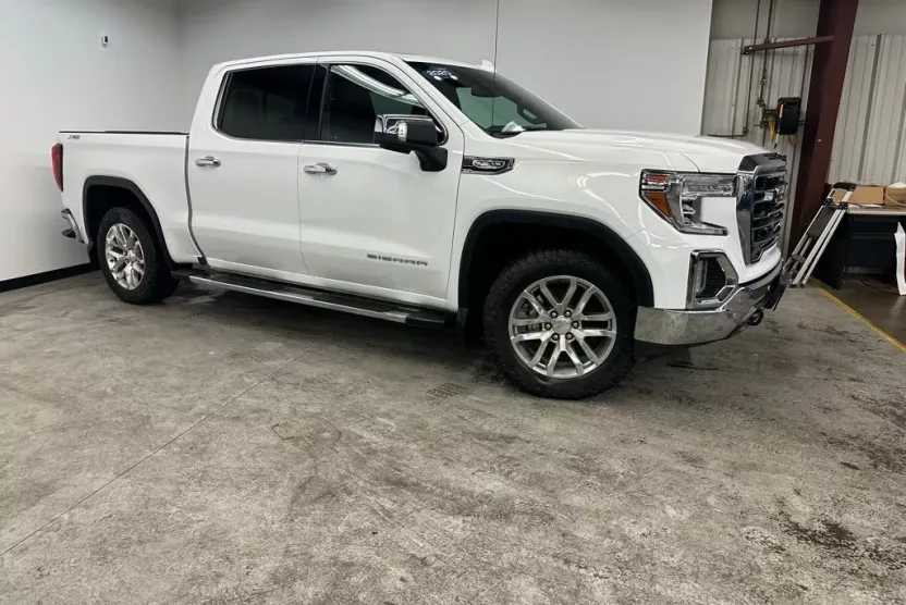 2020 Gmc Sierra 1500 SLT photo 1