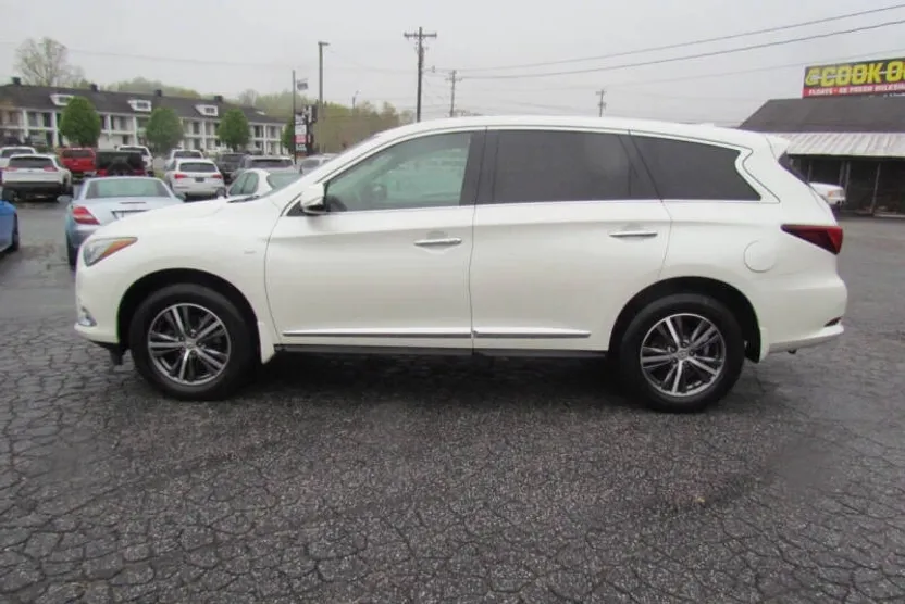 2017 Infiniti QX60 photo 1