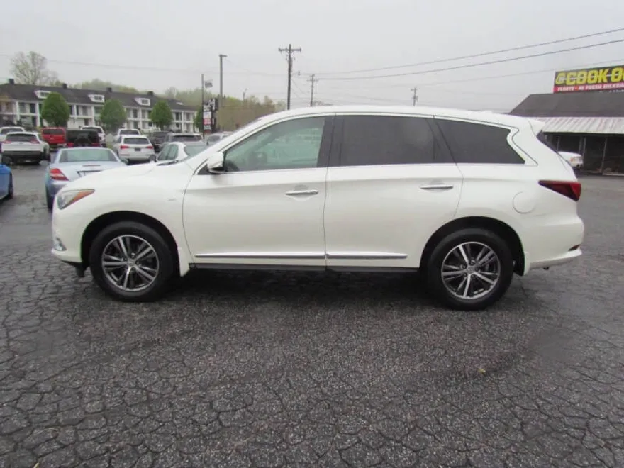 2017 Infiniti QX60 photo 1