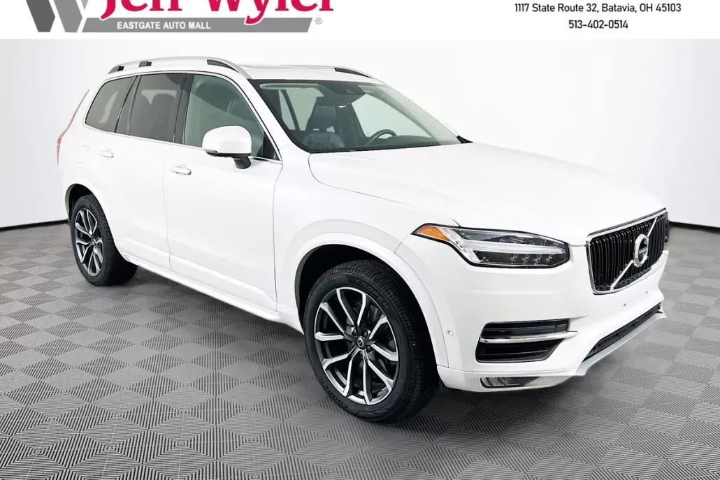 2018 Volvo XC90 T5 Momentum photo 1