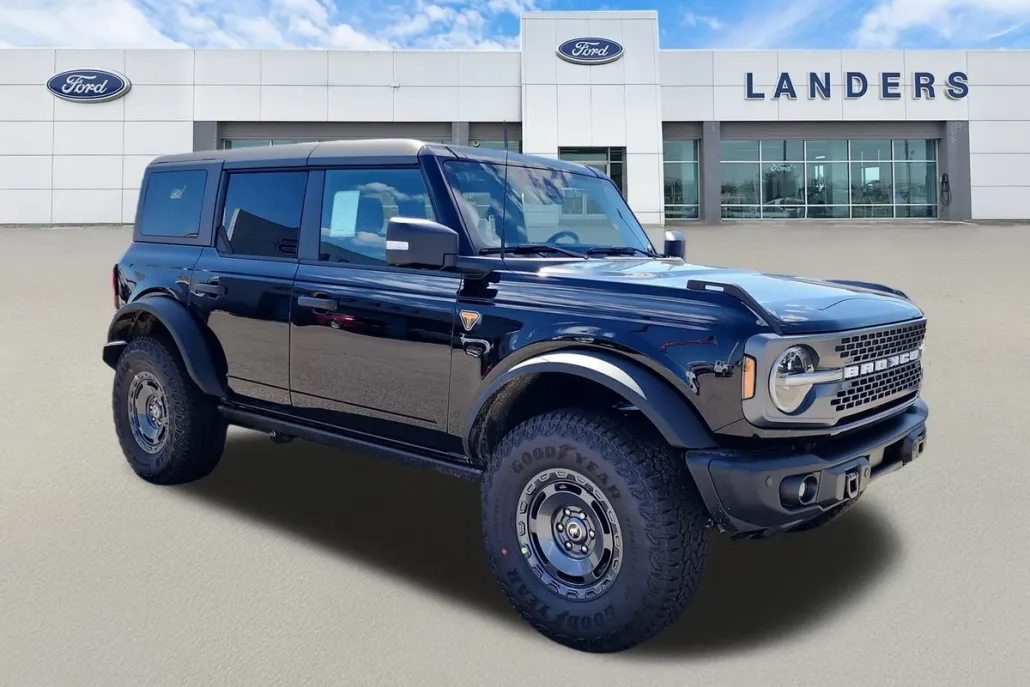 2025 Ford Bronco Badlands photo 1