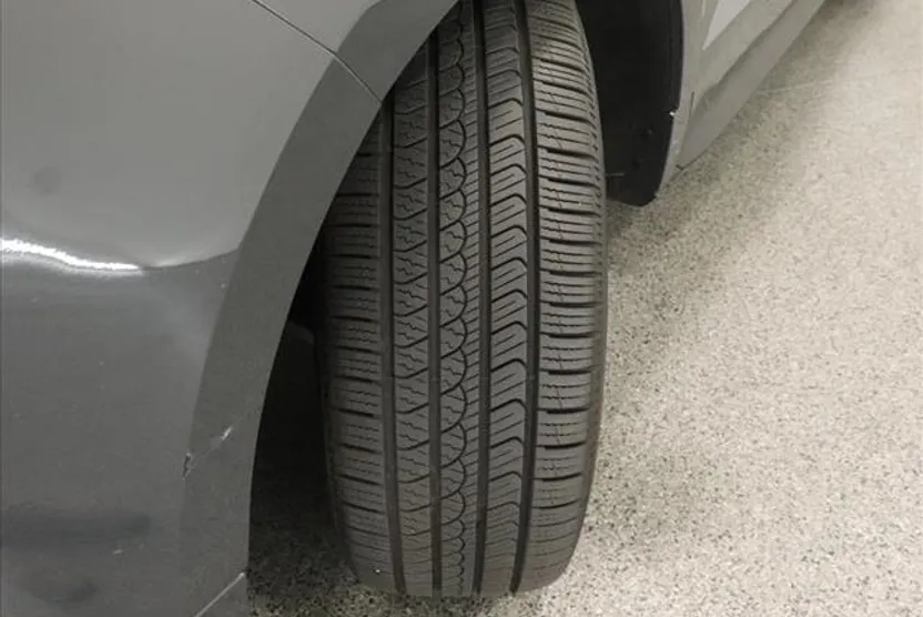 2021 Ford Edge ST-Line photo 1
