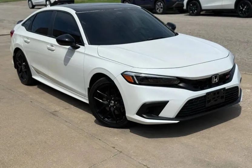 2023 Honda Civic Si photo 1